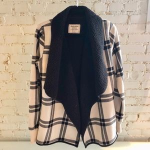 Abercrombie & Fitch Sweaters - Abercrombie Sherpa Lined Cardigan Abercrombie & Fitch Sweaters - Abercrombie Sherpa Lined Cardigan